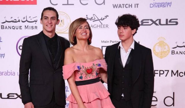 هنا شيحة ونجلاها