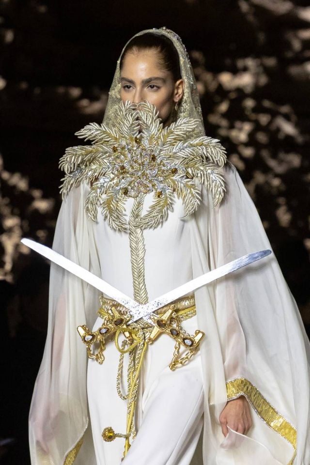 Riyadh Fashion Week 2025 تصاميم تنبض بالهوية