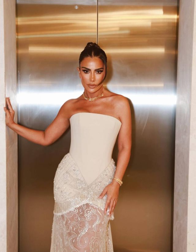 صبا مبارك بفستان انيق من جورج حبيقة