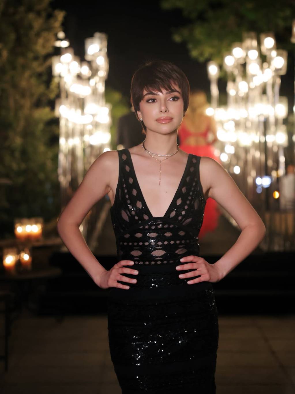 ماريتا الحلاني تخطف الأنظار بفستان الزفاف (فيديو) | مجلة لها