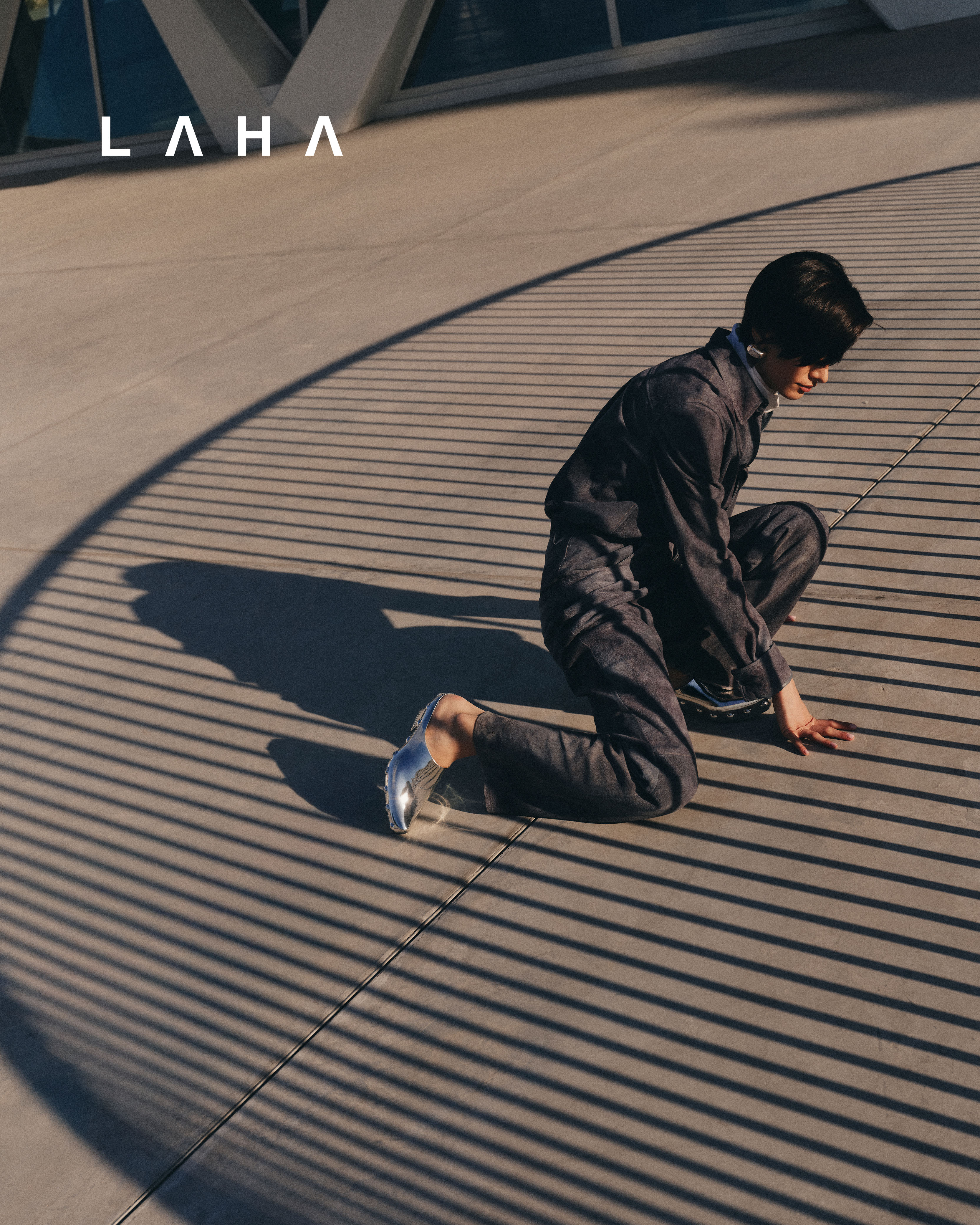 إطلالة كاملة من Bottega Veneta