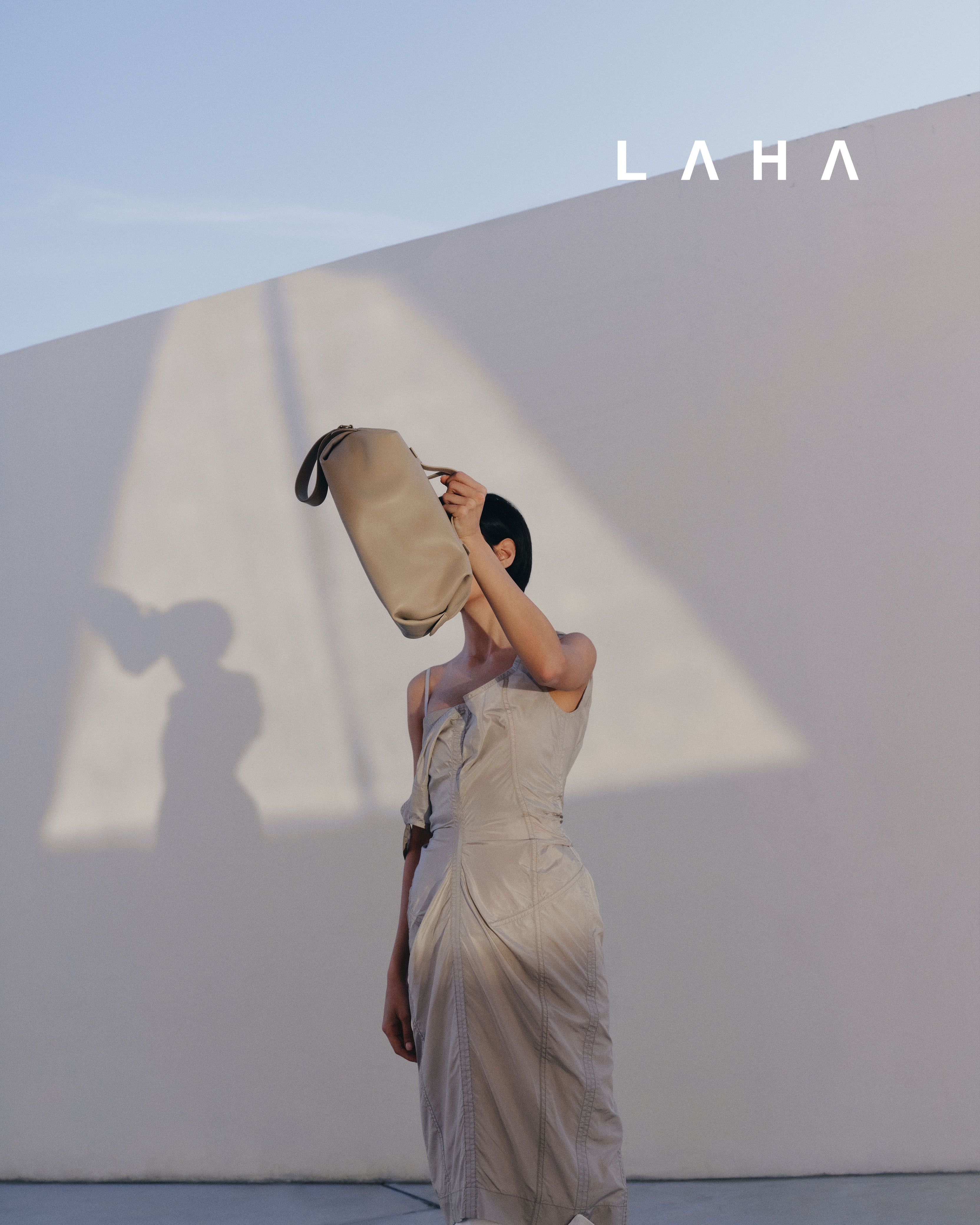 إطلالة كاملة من Bottega Veneta