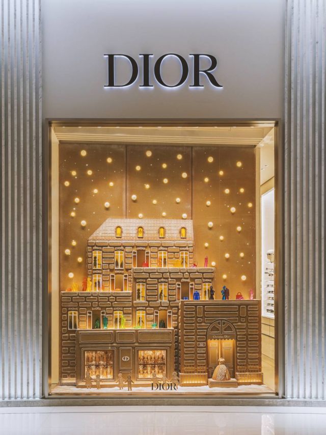 الديكور الساحر لبوتيك Dior في دبي مول