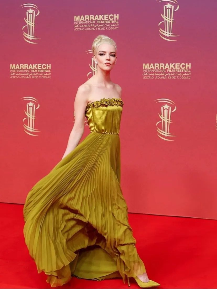 أنيا تايلور جوي في مراكش بإطلالتها الثانية