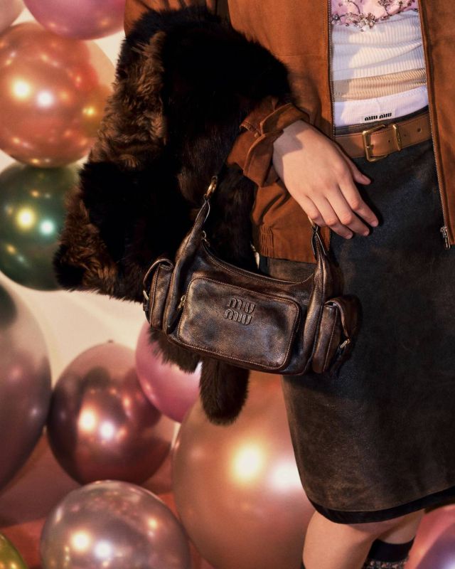 ميو ميو تحتفل بموسم الأعياد