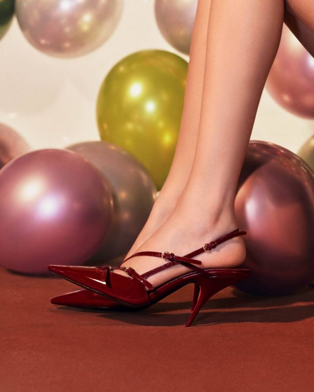 ميو ميو تحتفل بموسم الأعياد