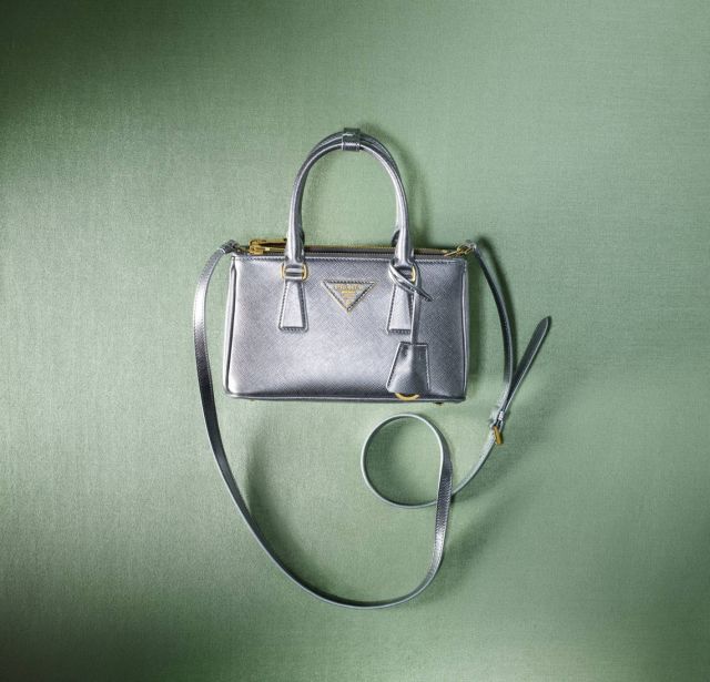حقيبة Galleria من Prada 