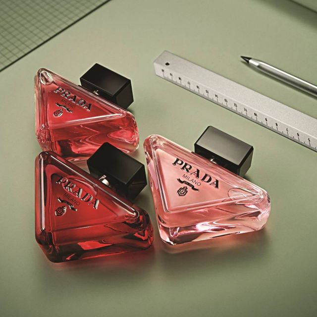 عطر Prada Paradoxe Radical Essence 