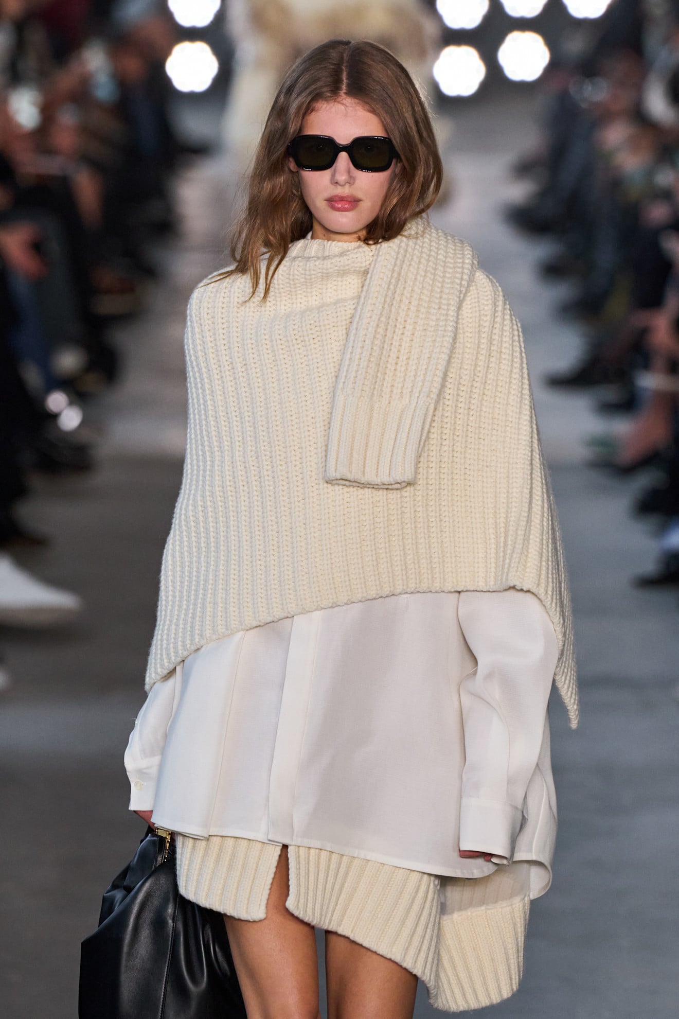 ساكاي خريف 2025 Sacai