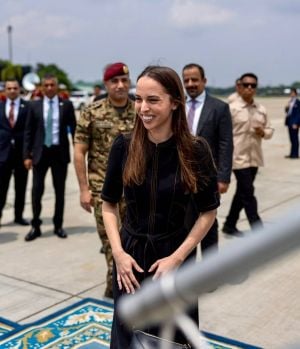 تألقي بطريقة الأميرة سلمى الكاجوال المحتشمة