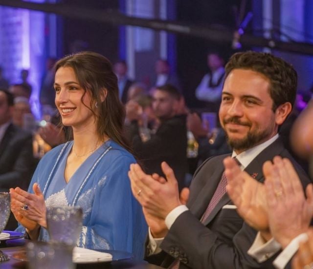 الأمير الحسين والأميرة رجوة في مهمة خاصة