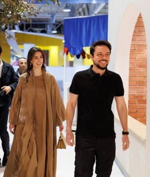 تفاعل كبير مع صور خاصة للأمير الحسين وعائلته