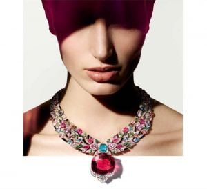 في موسم الاحتفالات.. تألقي بمجوهرات ذات طابع ملكي