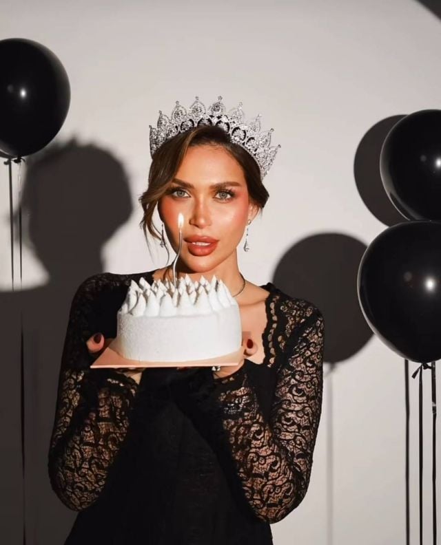 الدكتورة خلود تحتفل بميلادها