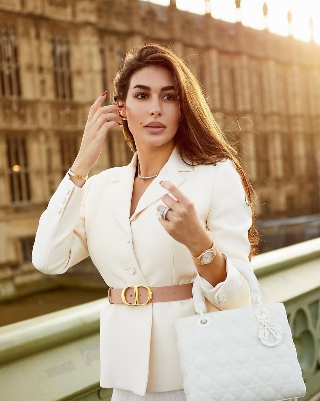 ياسمين صبري تتألق بساعة أودمار بيغيه Audemars Piguet ياسمين صبري تتألق بساعة أودمار بيغيه Audemars Piguet