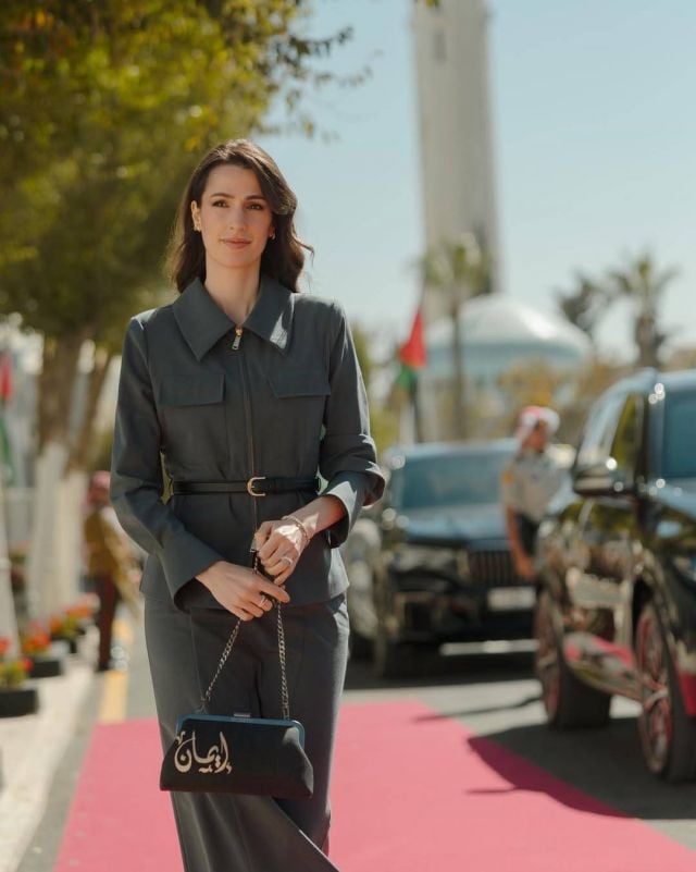 أناقة خالدة بأسلوب الأميرة رجوة