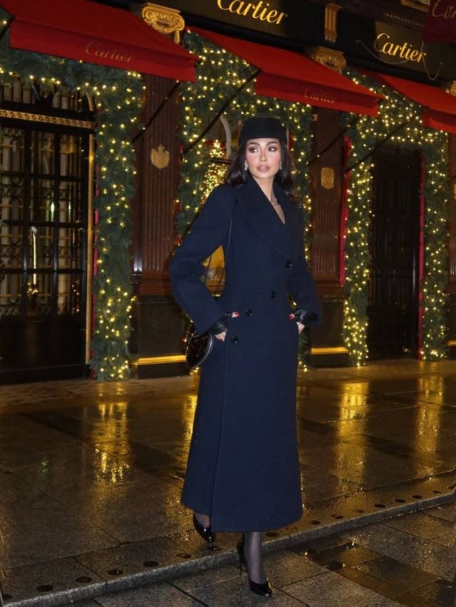 نور الغندور تُبهر الأنظار بإطلالة كلاسيكية حديثة مستوحاة من إطلالات الدوقات