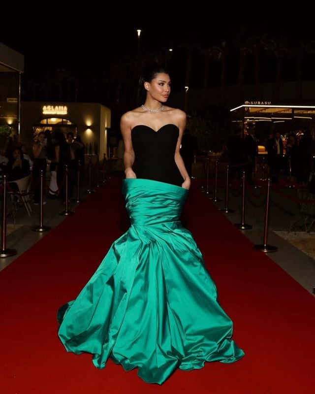 إطلالة أميمة طالب في مهرجان 