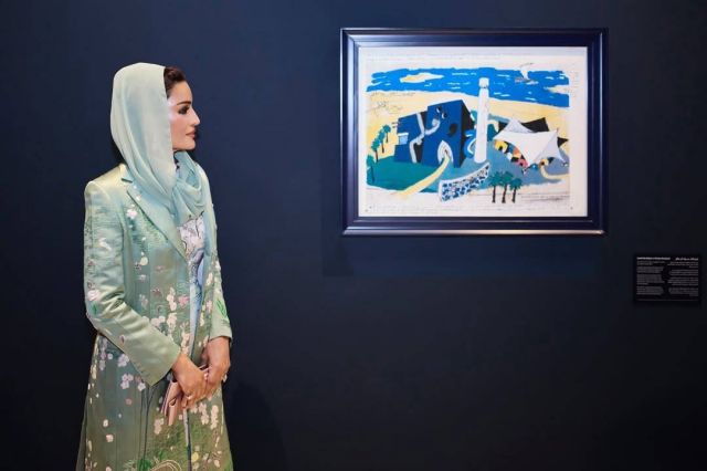 الأخضر الباستيلي يزيّن إطلالة الشيخة موزا في أحدث ظهور لها