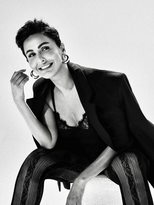 ميس حمدان بلوك أسود جريء يجمع الدانتيل والشيفون