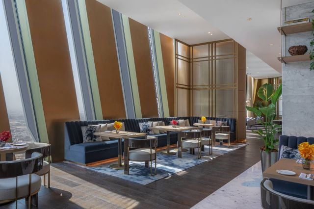 ردهة النادي - فندق ماندارين أورينتال داون تاون، دبي