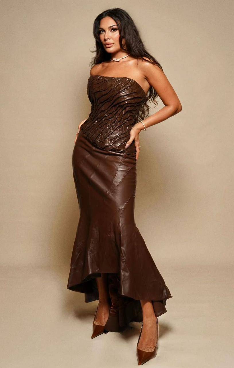 النجمات العربيات يتألقن بالجلد… صيحة شتاء 2026 بأسلوب جريء وفاخر