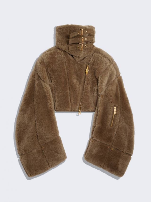 من مجموعة أزياء SCHIAPARELLI لخريف وشتاء 2025-2026