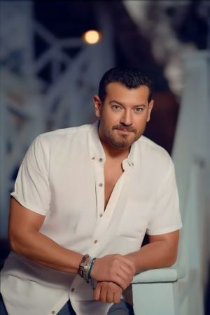 عمرو يوسف: أنتظر أنا وكندة علوش عملاً فنياً جيداً يجمعنا