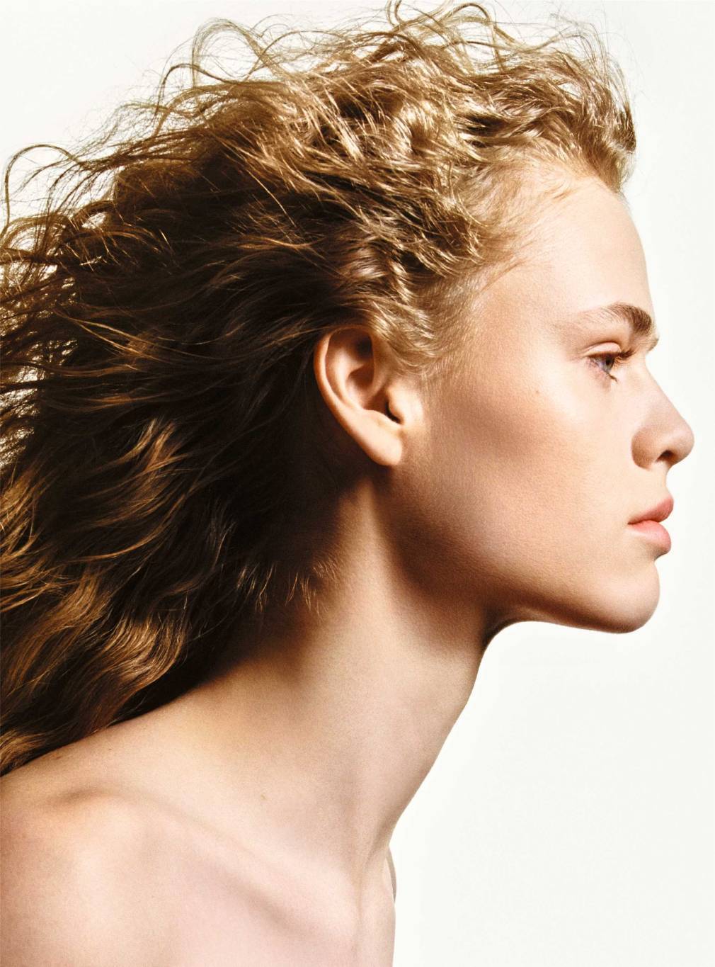 مجموعة Hermès Plein Air تتوسّع بإطلاق كريم أساس مصحِّح للبشرة