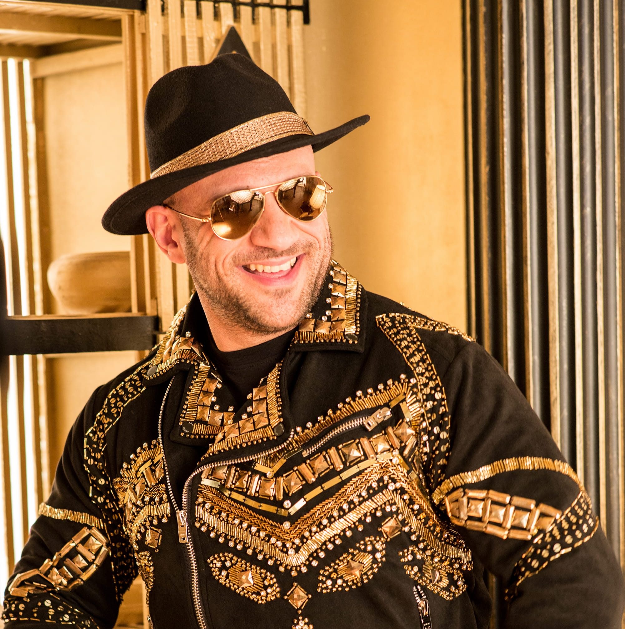 طليقة أحمد مكي تتهم مديرة أعماله بالتسبب في طلاقهما | مجلة لها