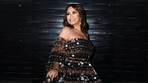 هنا ابنة شيرين تحصد مليون مشاهدة... غنّت لوالدتها بـ"لوك" جديد