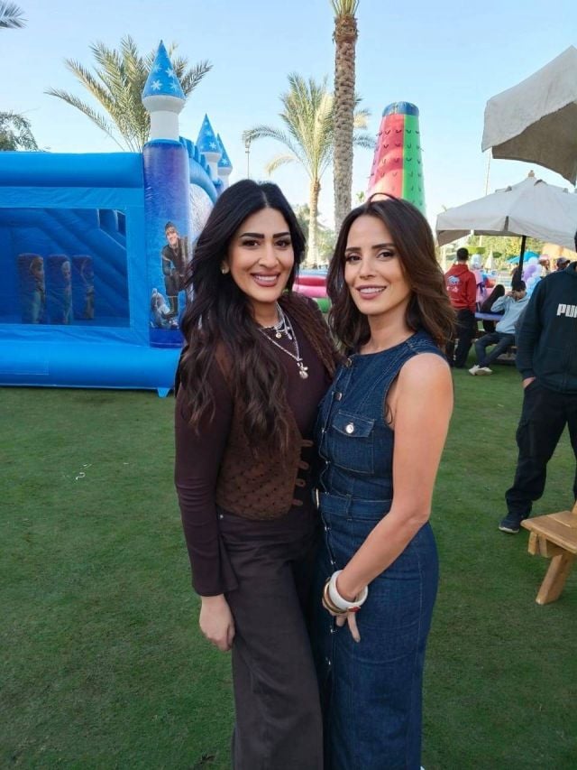 دنيا صلاح عبدالله وإيمان العاصي في كواليس المسلسل