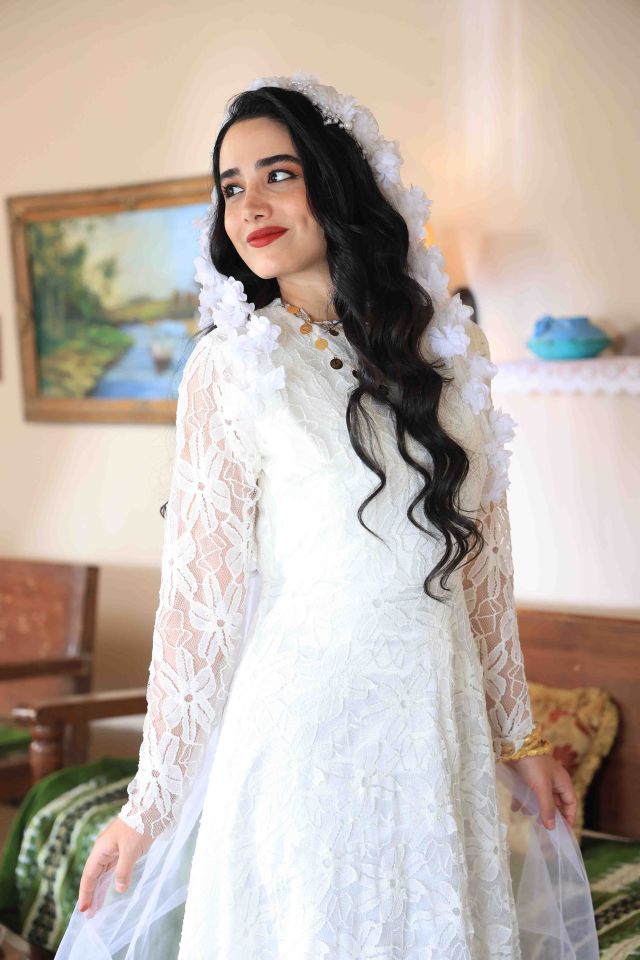 الفنانة أميمة شكرجي 