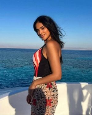 ثراء جبيل تكشف اسم مولودتها الأولى وزوجها يحتفل معها