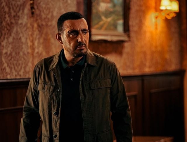 أحمد السقا بلفتة إنسانية مع بطلة جمباز بعد إصابتها في ذراعها (فيديو)