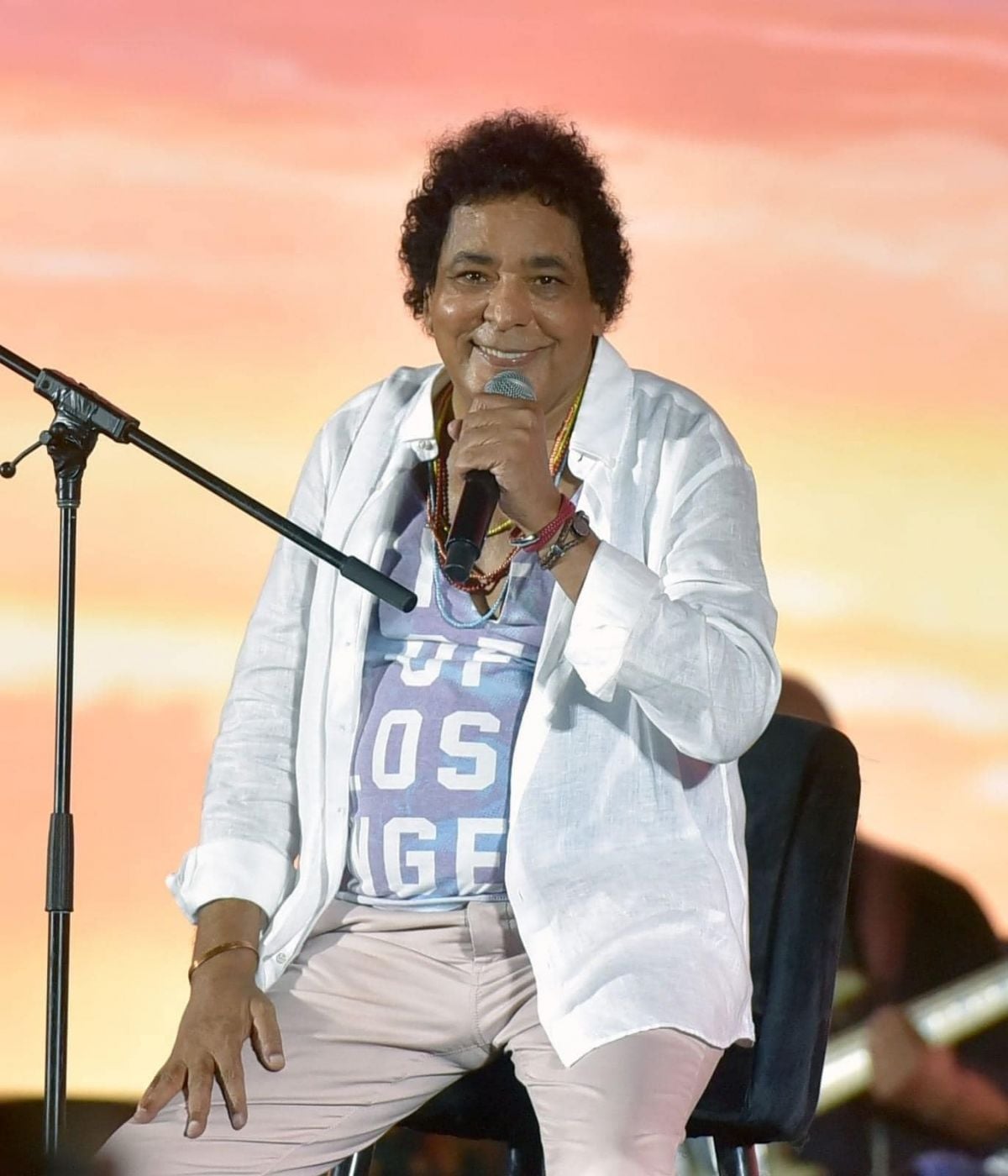 محمد منير يستعين بالذكاء الاصطناعي للمرة الأولى في أغنيته الجديدة (فيديو)