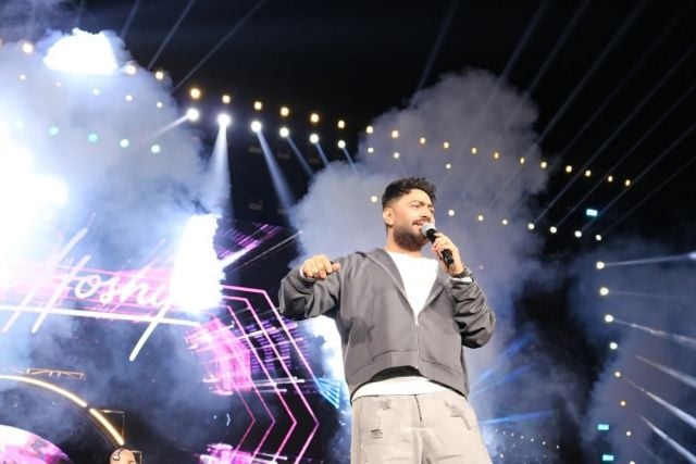 تامر حسني على المسرح