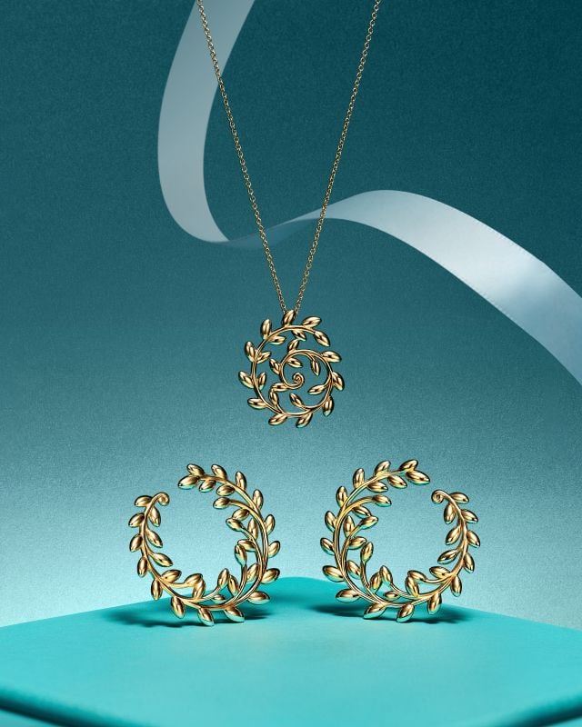 من مجموعة مجوهرات 