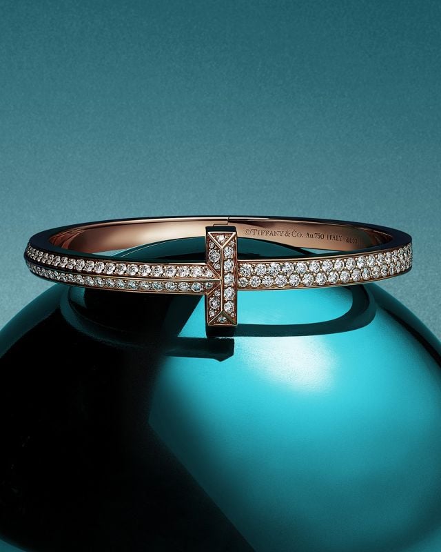 من مجموعة مجوهرات 