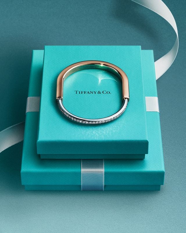 من مجموعة مجوهرات 