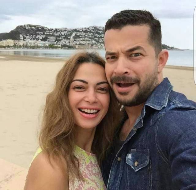 طلاق شريف سلامة وداليا مصطفى رسمياً