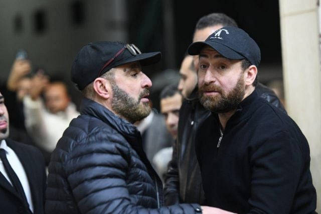 أحمد السقا يقدم العزاء لنضال الشافعي