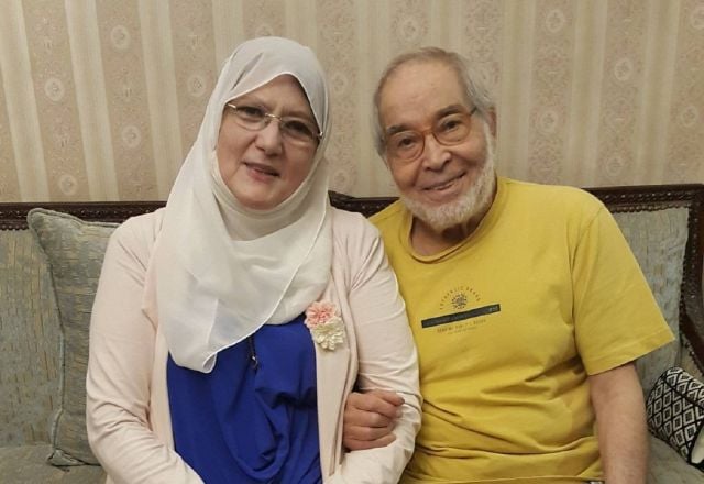 شمس البارودي تكشف برسالة مؤثرة آلام فقدها ابنها بعد هجوم متابعة عليها