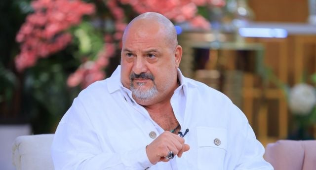 خالد الصاوي يكشف عن موهبة جديدة والجمهور يتفاعل (فيديو)