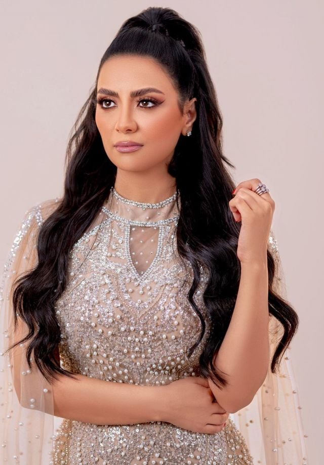 الفنانة سهر الصايغ