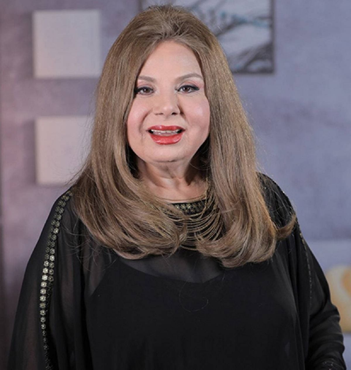 فادية عبد الغني تتحدث عن تفاصيل علاقتها بهدى سلطان ومنى زكي (فيديو)