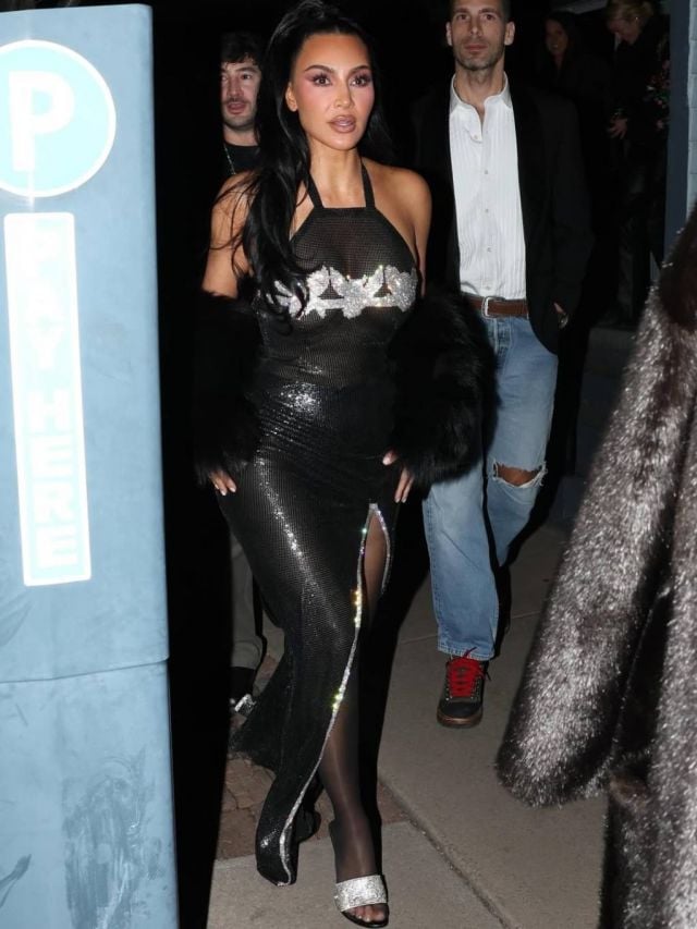 كيم كارداشيان بالأسود