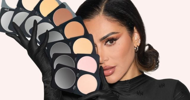 مستحضر EASY BAKE الأيقوني الآن بنسخة مضغوطة!