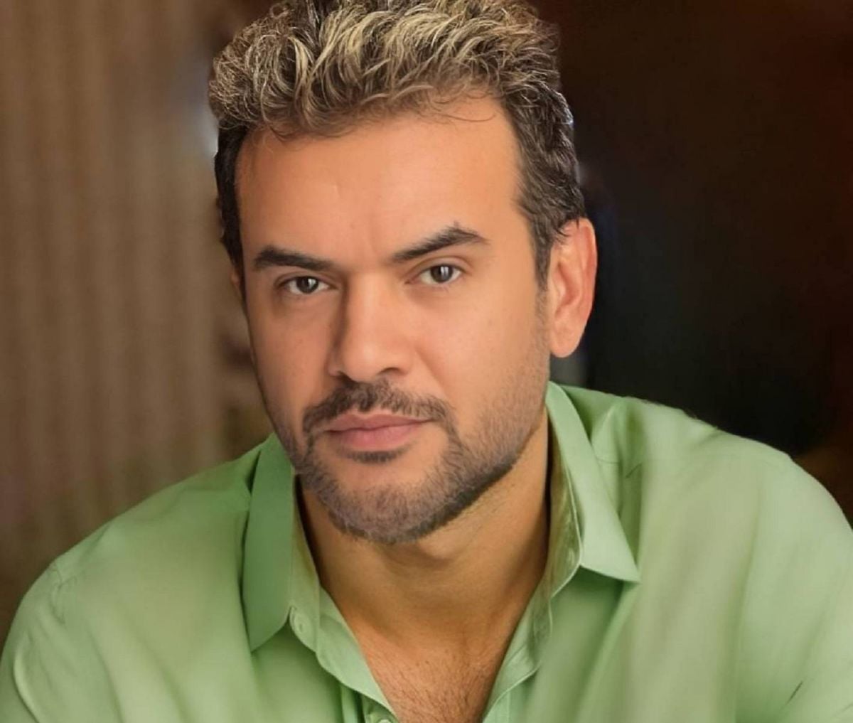 سامو زين يتحدث عن الحب والزواج ويكشف سرًا خطرًا عن وفاة والده (فيديو) 