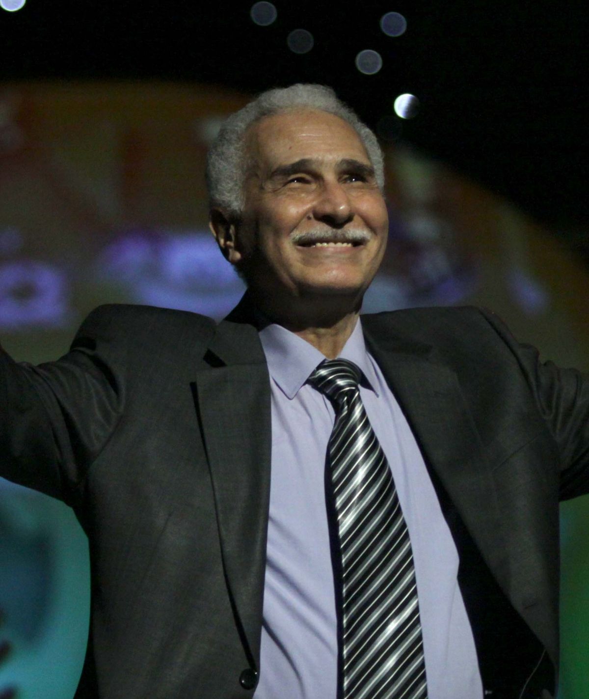 نجل عبد الرحمن أبو زهرة يصدر بياناً يهدد فيه باللجوء للقانون